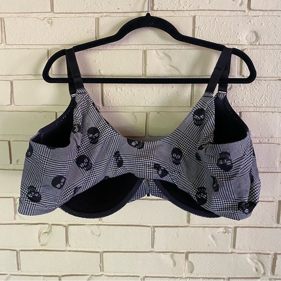 Torrid Curve Skull Print Comfort Bra 50D Women Black Gray T-Shirt Goth Shaping - Picture 4 of 6